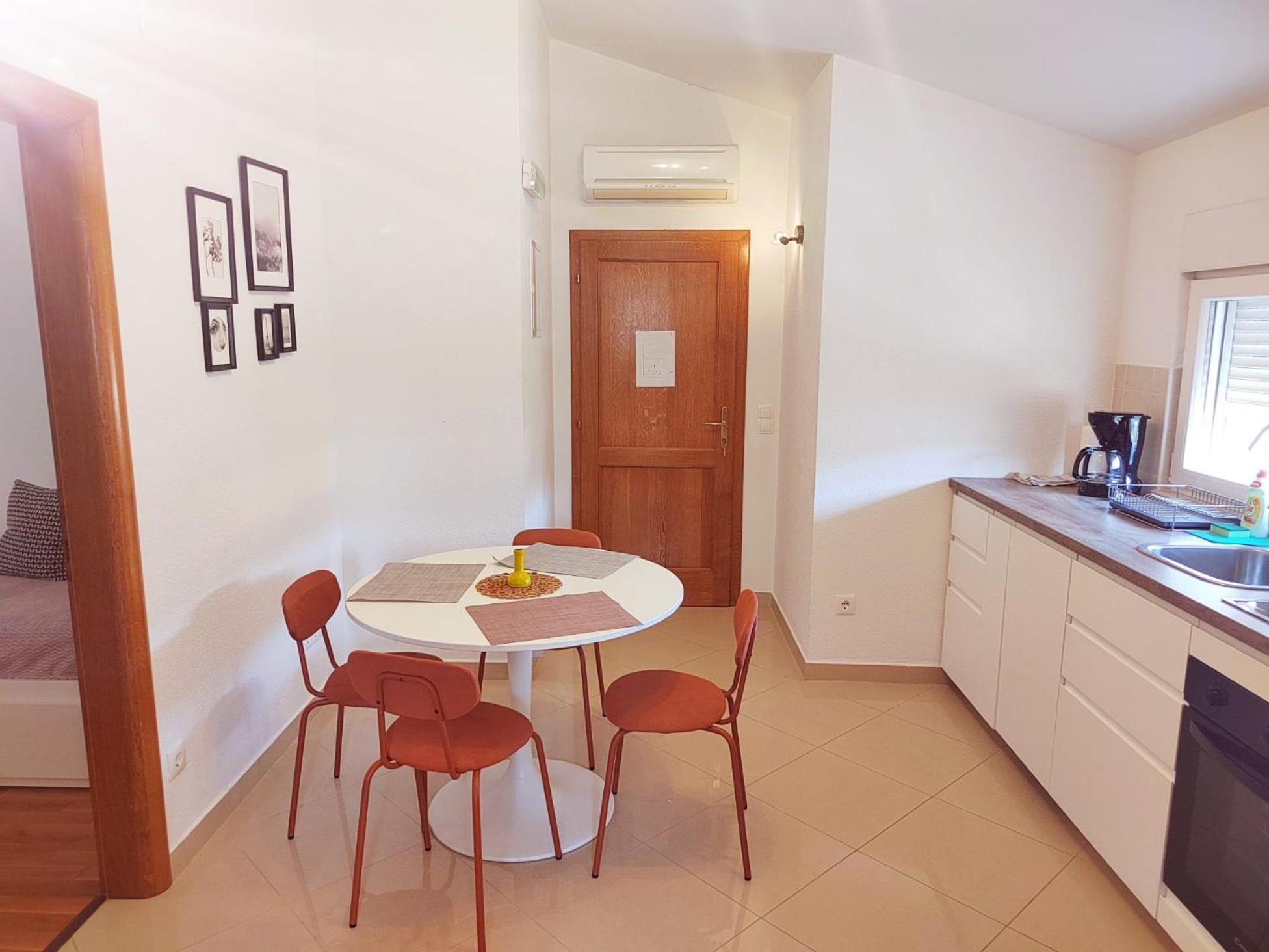T&T Sea View Apartments Trogir Extérieur photo