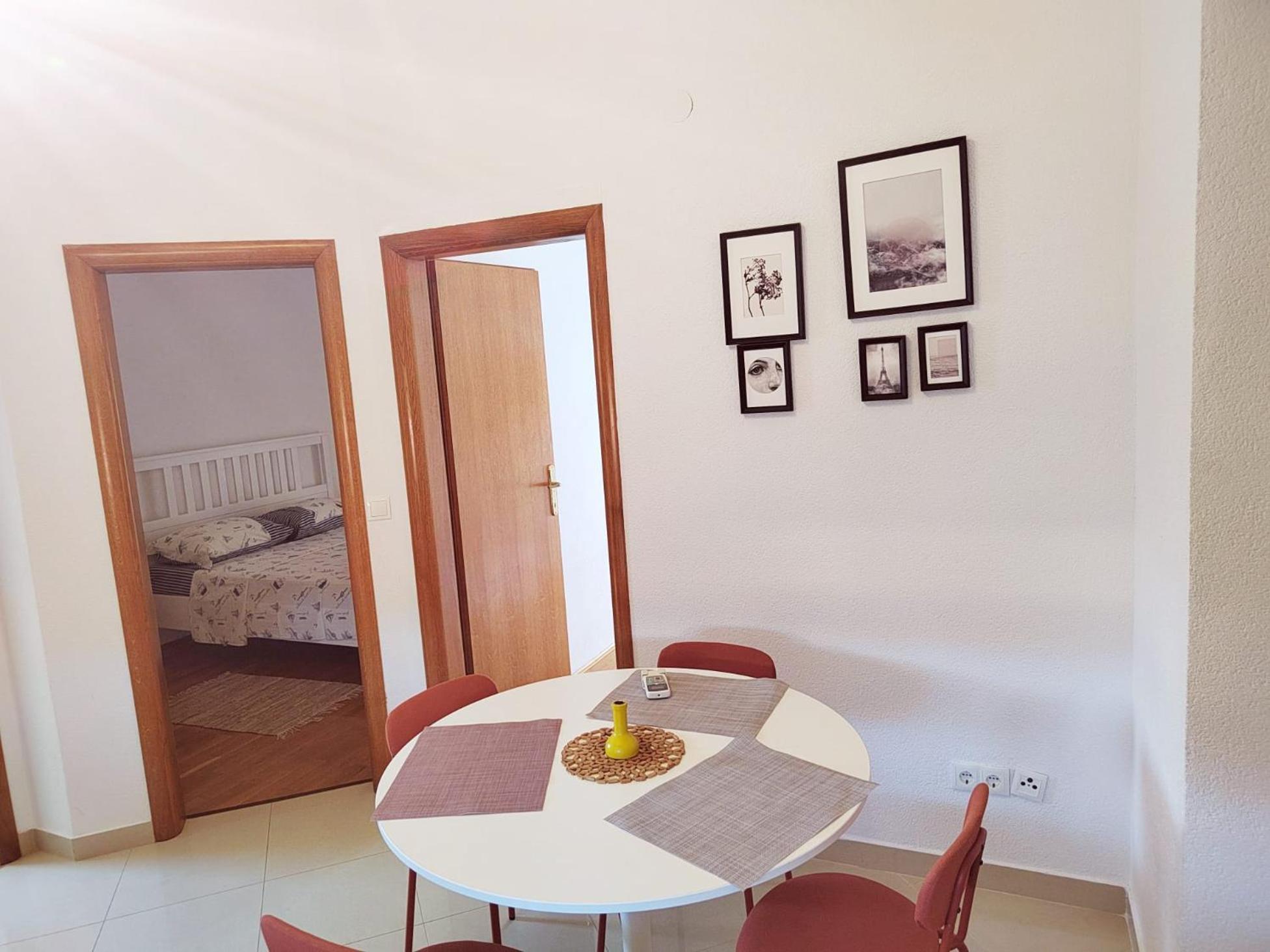 T&T Sea View Apartments Trogir Extérieur photo